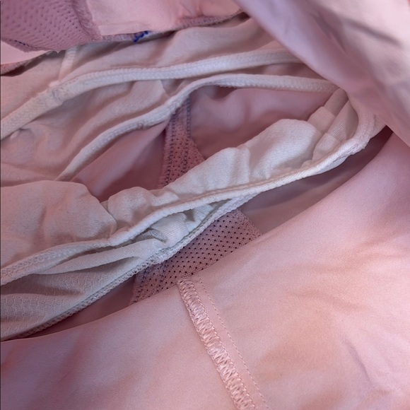 Under Armour Women's Pink‎ Athletic Shorts - Picture 4 of 9